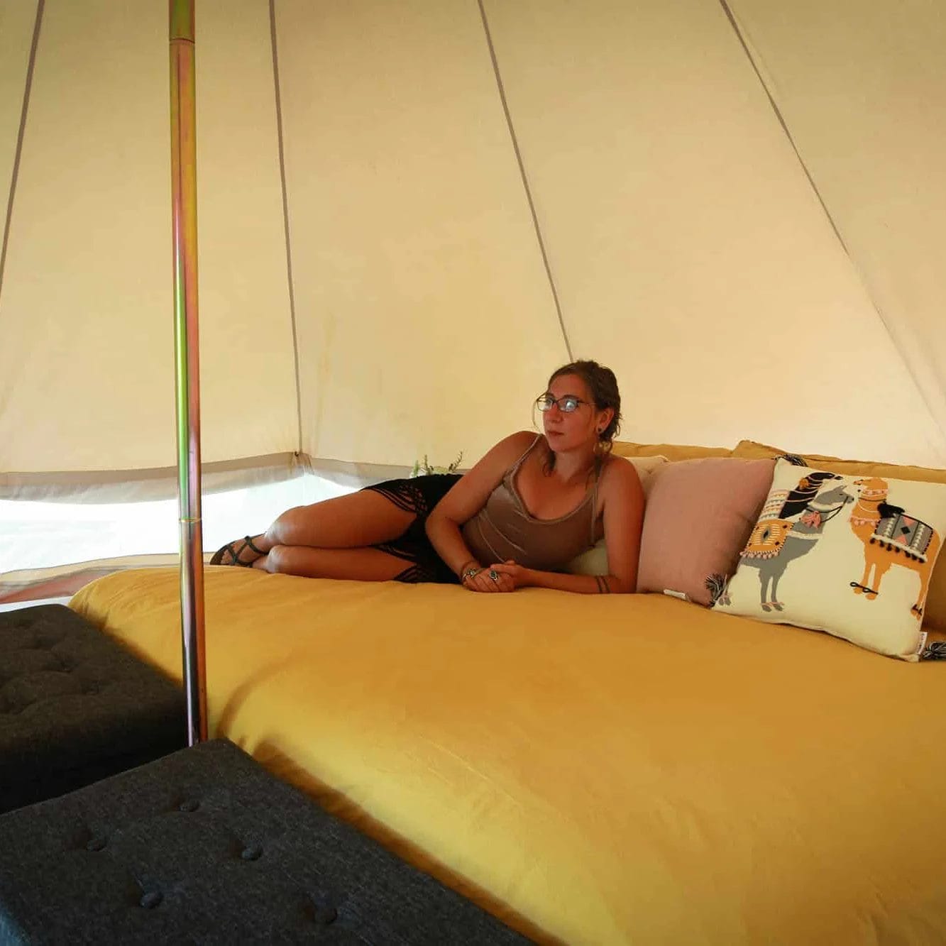 cannamom-retreat-Inside-View-of-Tent-39a955ac